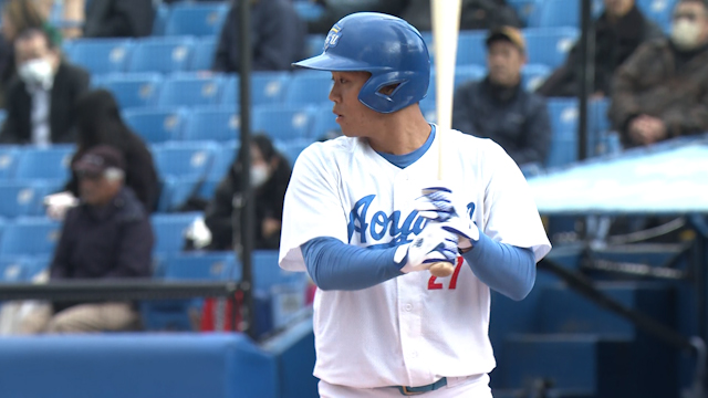 青山学院大の谷口が２打席連続のタイムリー