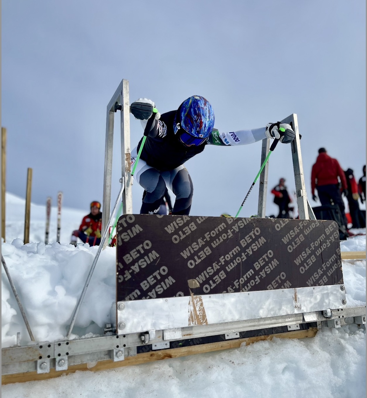 【スキー】スキークロス中西凜選手　チリでの雪上トレーニング