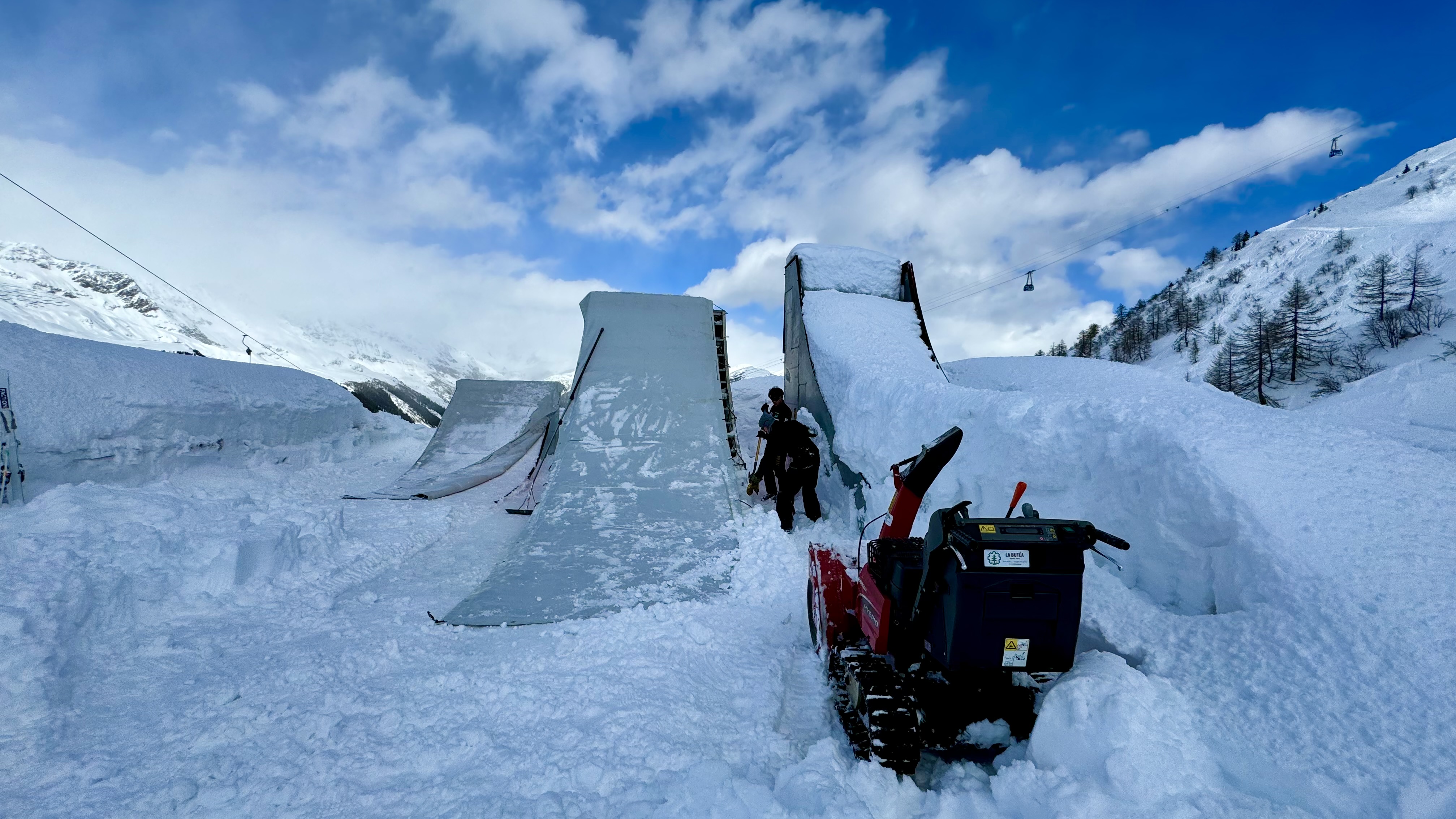 【スキー】スイスの除雪の日/エアリアル#34