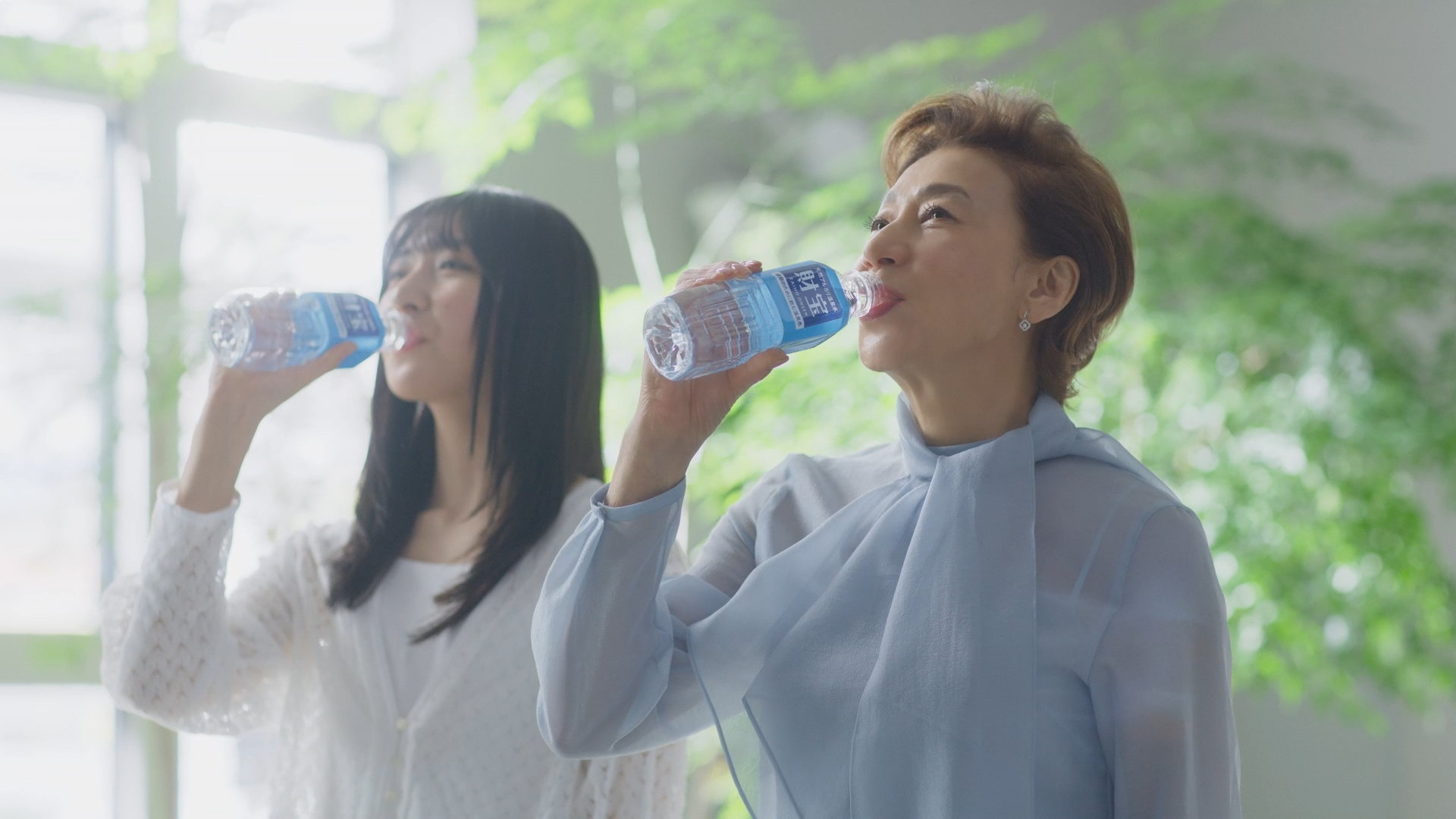財宝 ＼最短当日出荷／ 水 ミネラルウォーター 500ml 25本 温泉