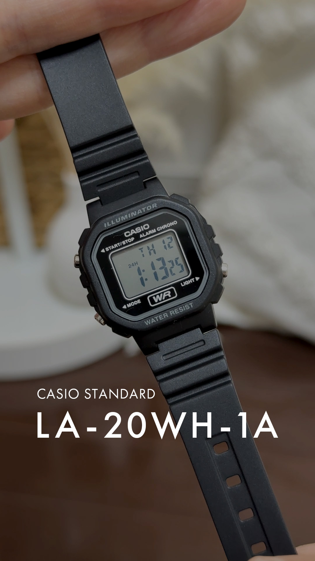 アナログ時計 CASIO LA20WH2ADF 976548 Casio Unisex Blue Resin Digital Watch, Sporty Design | LA
