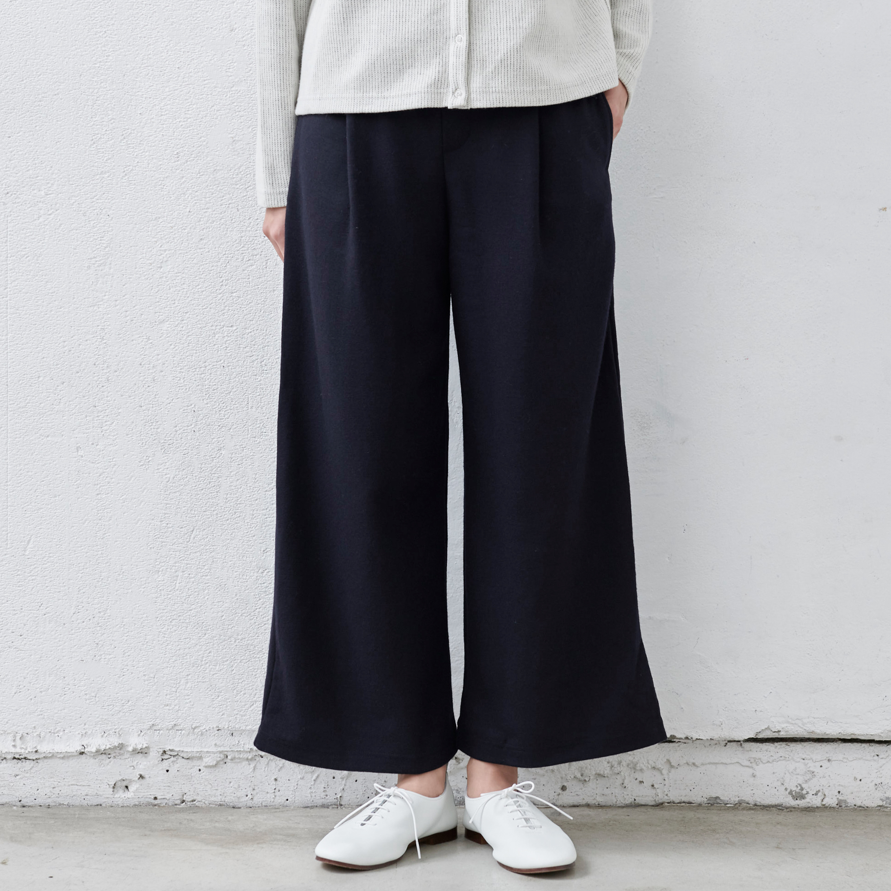 ワイドパンツルック 40代 50代冬 太め 圧縮ウール100% コンフォートワイドパンツ 日本製 暖かい 防寒 | TOKYO BASIC | 25