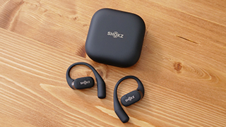 ショックス ワイヤレス イヤホン 左右分離 IP54 最大7時間 USB-C