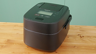 Panasonic スチーム&圧力炊飯器 SR-VSX101-K ブラック 美品 概要 スチーム&可変圧力IHジャー炊飯器 SR-VSX101 | 炊飯器