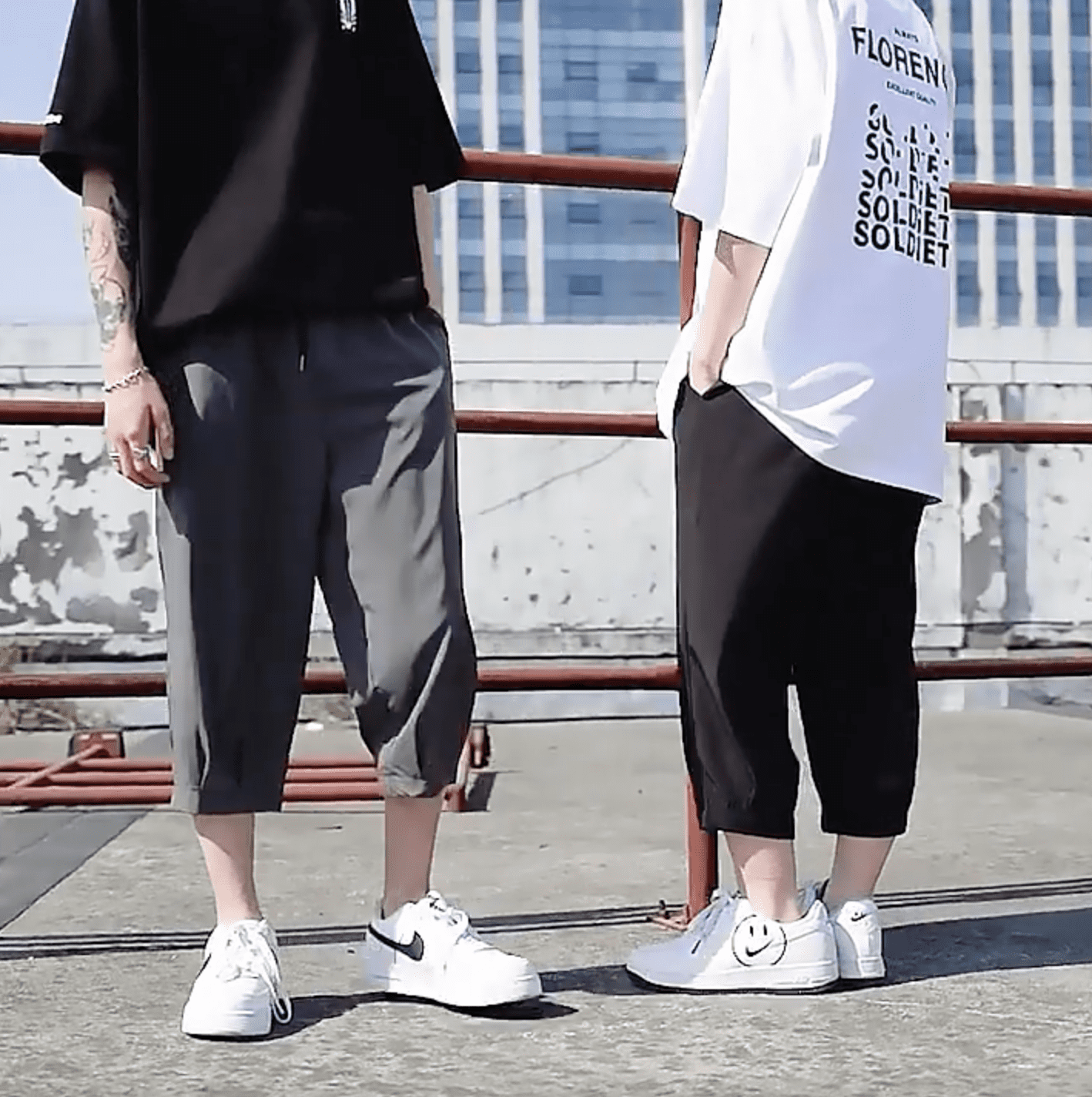 COMME des GARÇONS コムデギャルソン クロップド イージーパンツ COMME des GARÇONS コムデギャルソン クロップド イージーパンツ