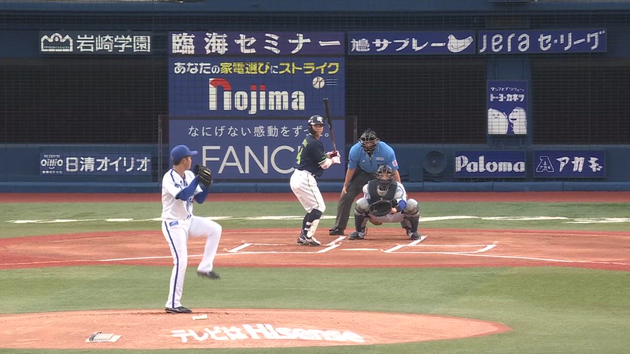 1回表、石田裕選手が低めのフォークで空振り三振を奪う！