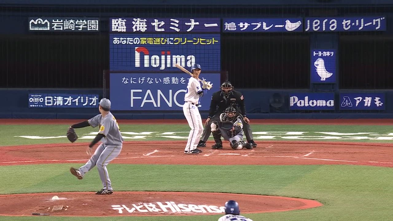 3回裏、三森選手が一塁線を破るタイムリーツーベースを放ち、同点に追い付く！