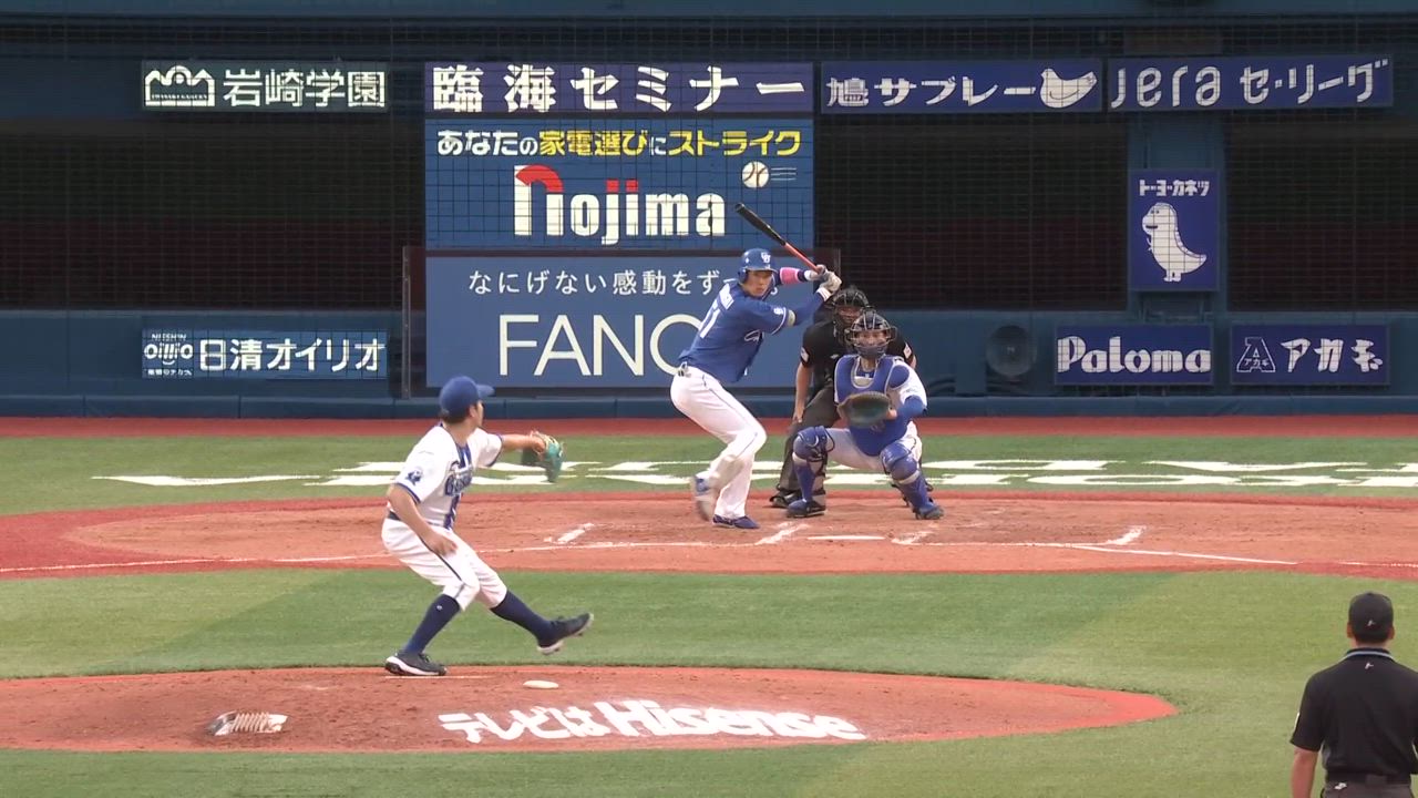 3回表、トレバー・バウアー選手が高めのストレートで空振り三振を奪う！