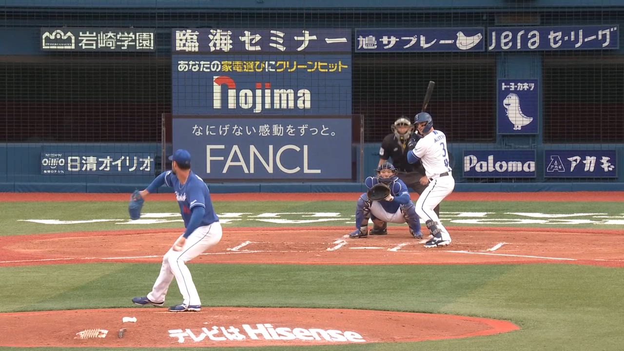 1回裏、桑原選手がワイルドピッチの間にホームへ生還！