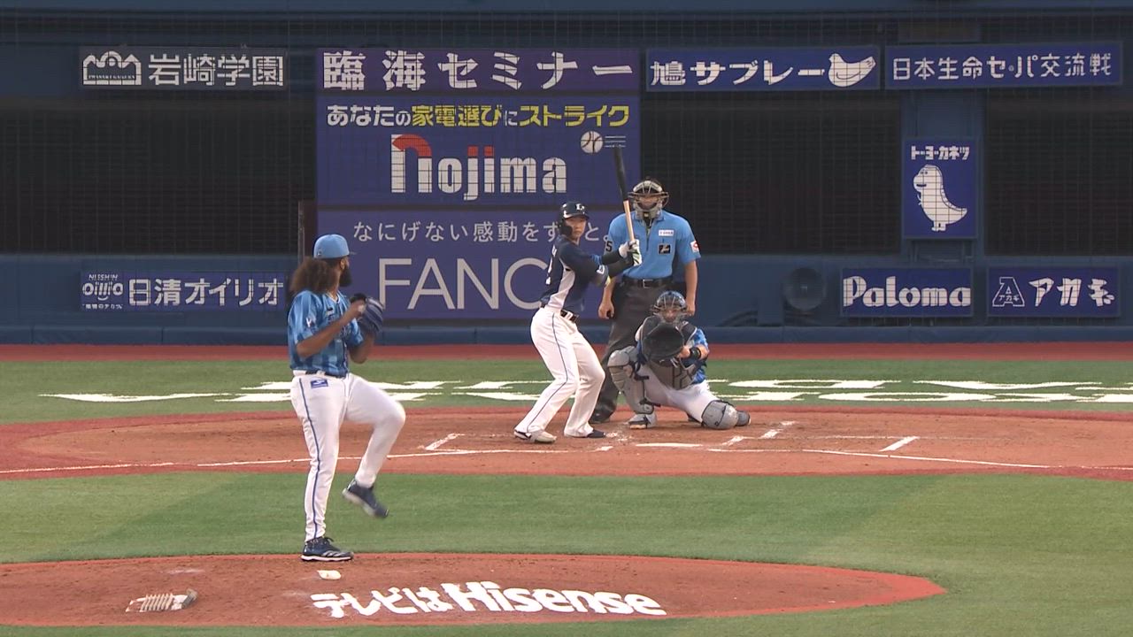 3回表、アンドレ・ジャクソン選手が151キロのストレートで見逃し三振に斬って取る！
