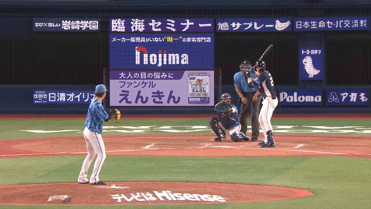8回表、颯選手が高めのストレートで空振り三振に抑える！