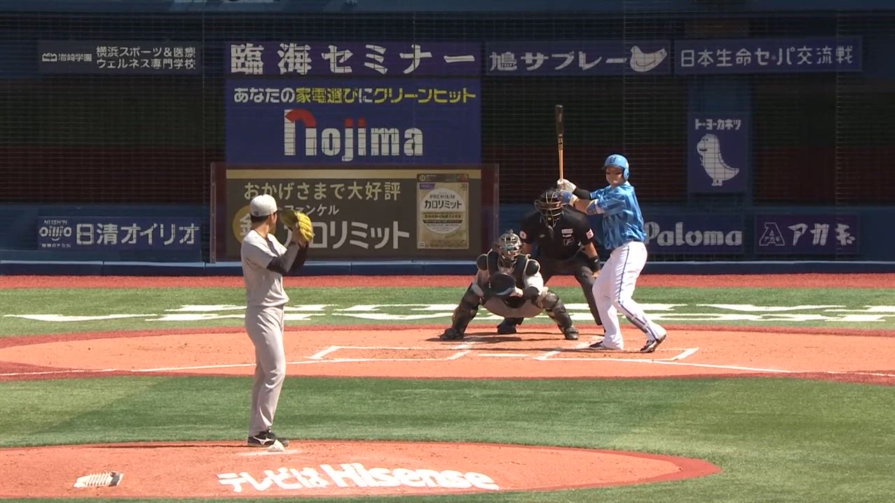 2回裏、牧選手がレフトスタンドへソロホームランを放ち先制！