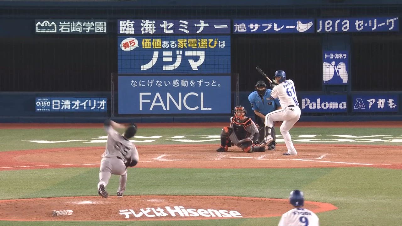 7回裏、蝦名選手がレフトへのタイムリーツーベースを放ち同点！