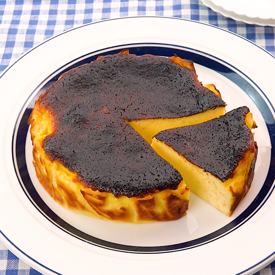 濃厚なのにさっぱり！ヨーグルトでバスクチーズケーキ風 DELISH KITCHEN デリッシュキッチン Yahoo! JAPAN