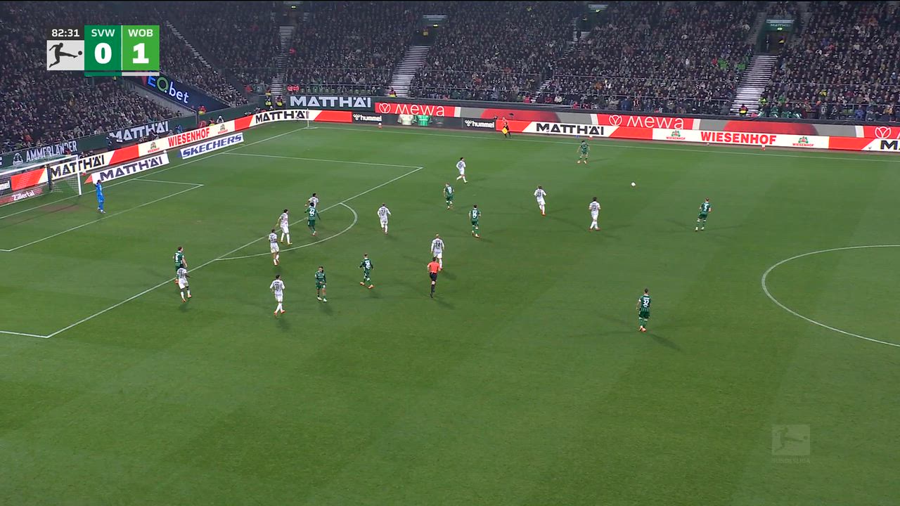 ブレーメンの日本代表DF菅原由勢が正確なクロスでアシストを記録！